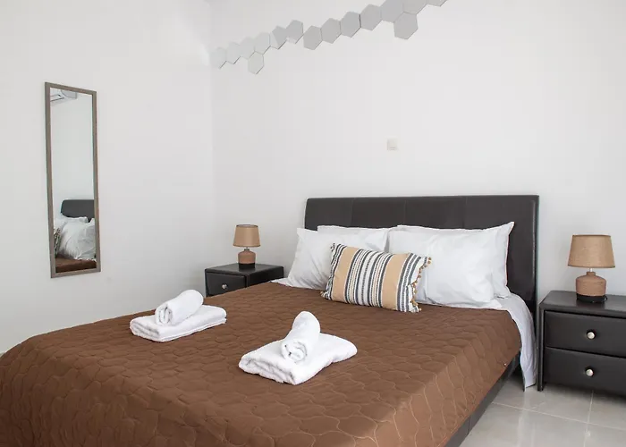 公寓 Katerina & Stefanos Family *