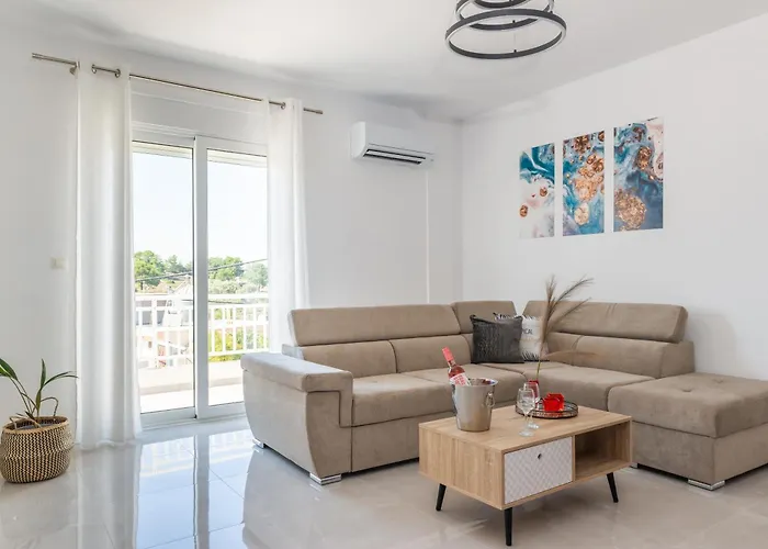 Katerina & Stefanos Family *